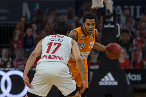 再加上他在 再加上他在